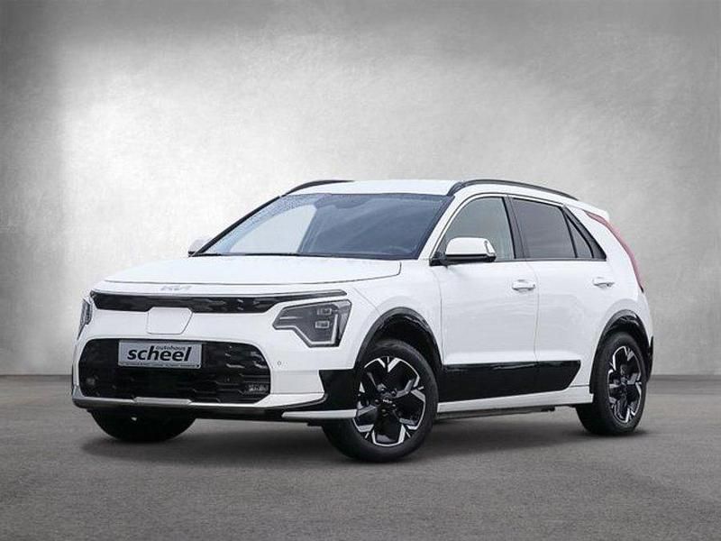 Gebraucht Kia e-Niro Inspiration 150 kW (204 PS) 2023 Clear white SUV