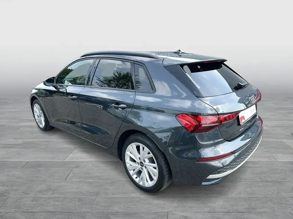 Gebraucht Audi A3 Performance 204 PS (150 kW) 2025 Grau Limousine