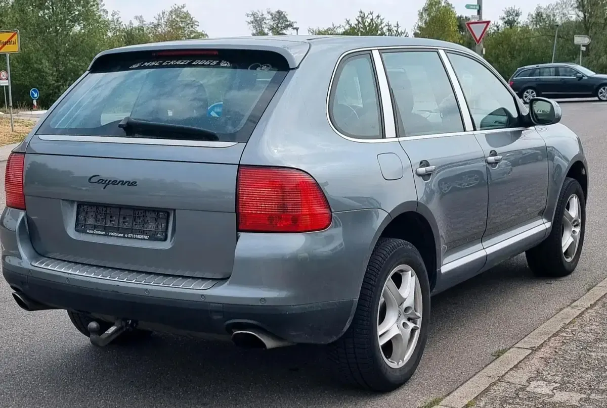 Gebraucht Porsche Cayenne 250 PS (183 kW) 2003 Silber SUV