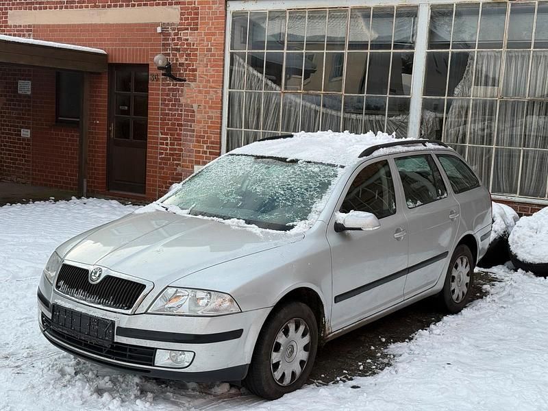 Silber Gebraucht 2007 Skoda Octavia Kombi | 2.199 € (Guter Preis) - Bild 1/4