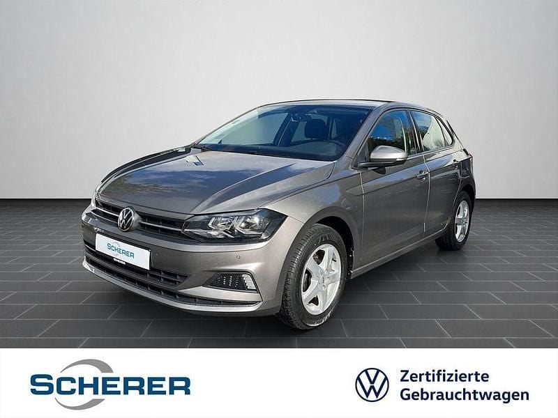 Limestone grey metallic Gebraucht 2021 VW Polo Comfortline Limousine | 13.990 € (Guter Preis) - Bild 1/4