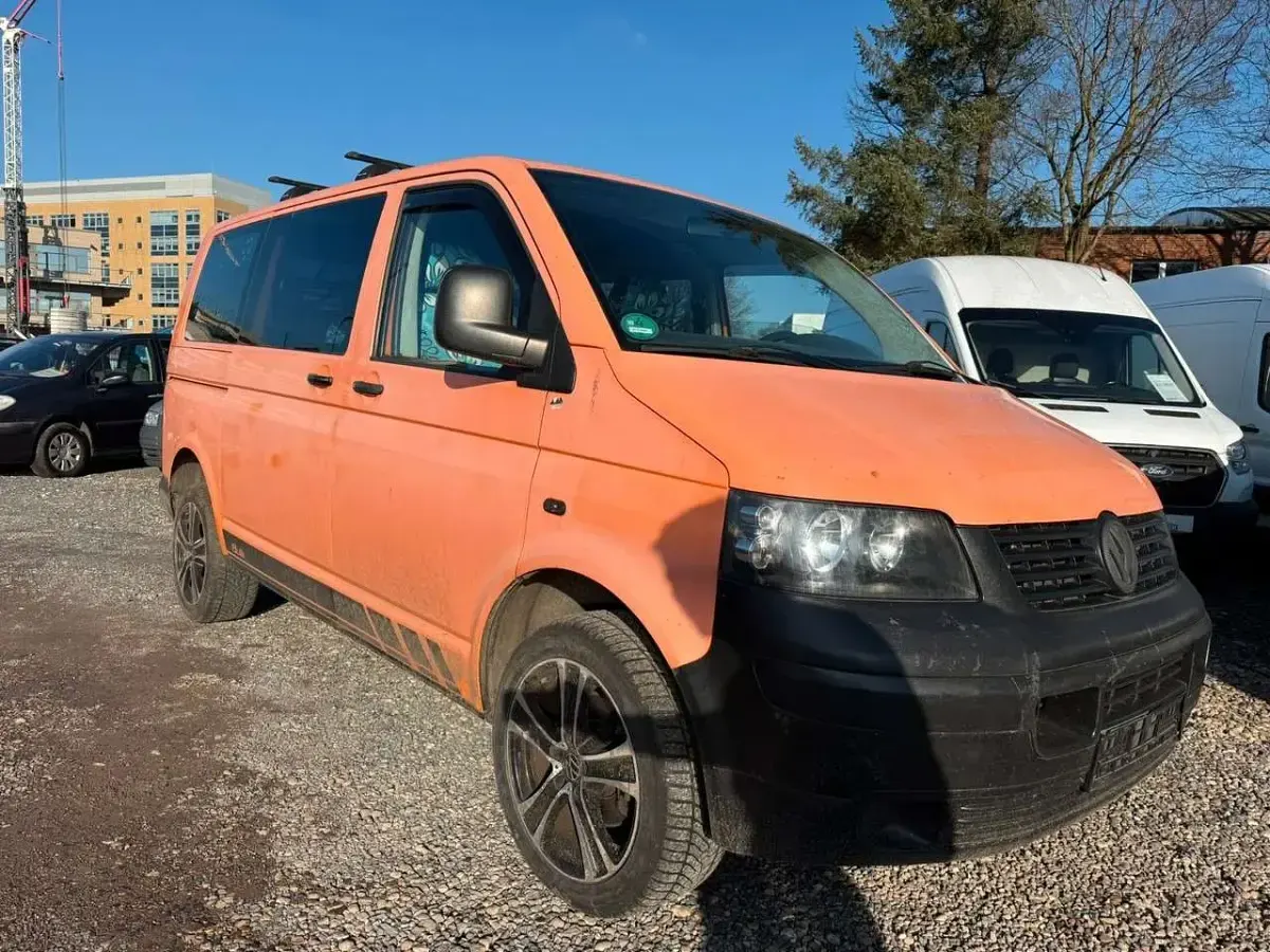 Second-hand VW Transporter 131 CP (96 kW) 2008 Portocaliu Van