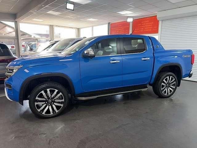 Gebraucht VW Amarok Aventura 241 PS (177 kW) 2025 Grau Pickup