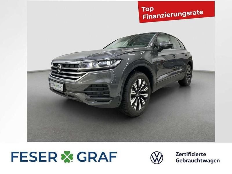 Oyster silver metallic Gebraucht 2025 VW Touareg SUV | 53.510 € - Bild 1/2