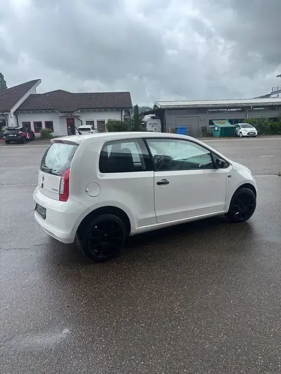 Gebraucht Skoda Citigo Easy 60 PS (44 kW) 2013 Weiß Kleinwagen