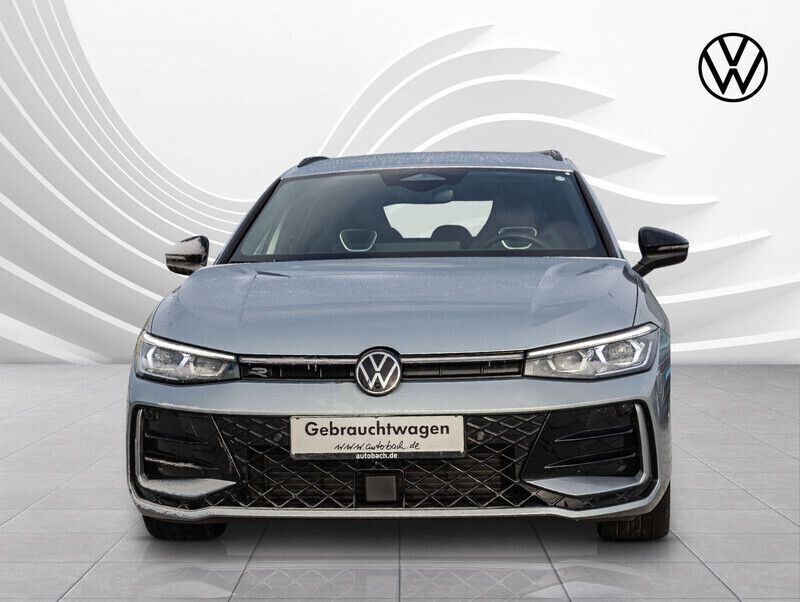 Gebraucht VW Passat R-line 150 PS (110 kW) 2024 Silber (oyster silver metallic) Kombi