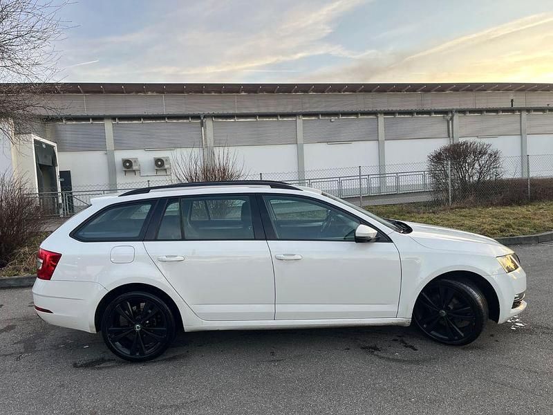 Gebraucht Skoda Octavia Active 90 PS (66 kW) 2018 Weiß Kombi