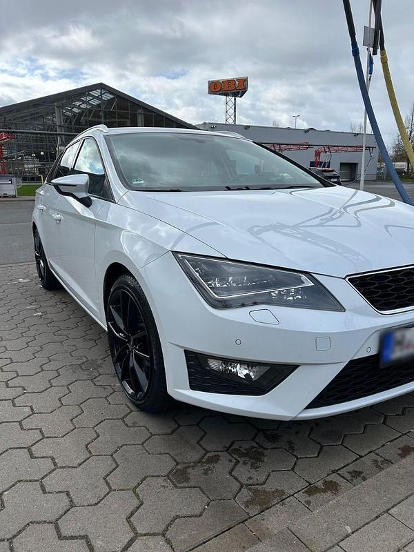 Gebraucht Seat Leon ST FR 179 PS (131 kW) 2016 Weiß Kombi