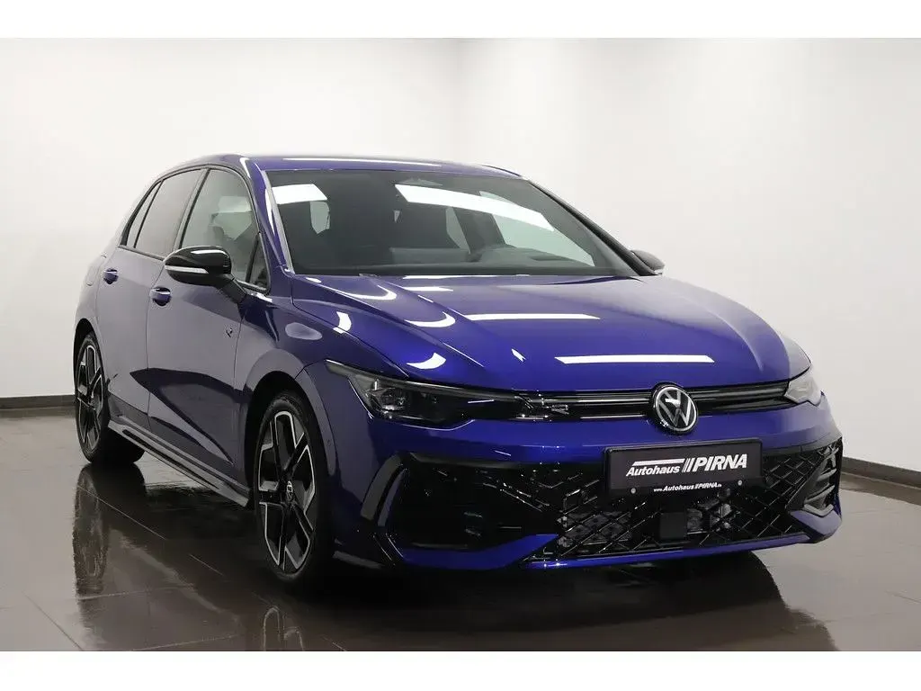 Gebraucht VW Golf VIII R-line 150 PS (110 kW) 2026 Blau Limousine
