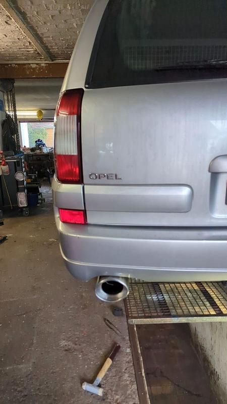 Gebraucht Opel Omega 211 PS (155 kW) 2000 Silber Kombi