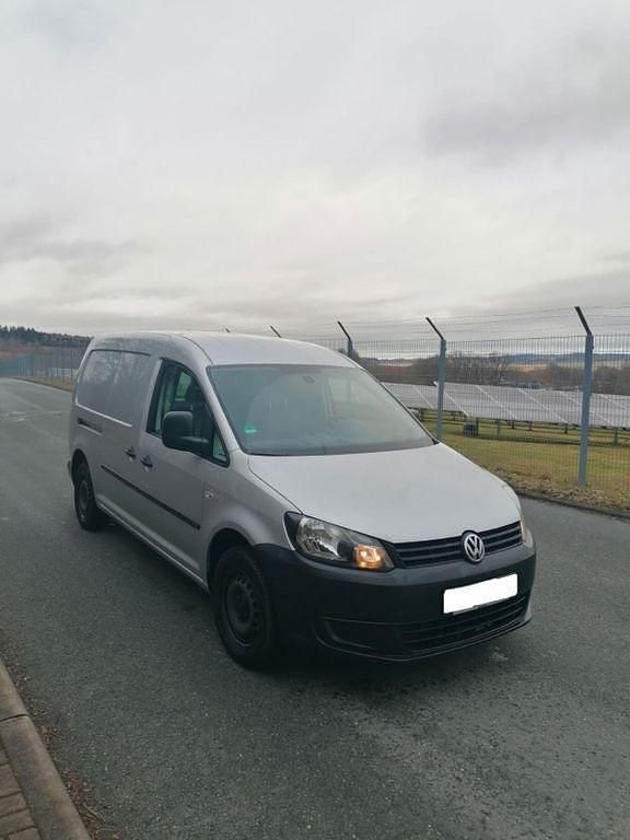 Gebraucht VW Caddy Maxi 102 PS (75 kW) 2013 Silber Van / Kleinbus