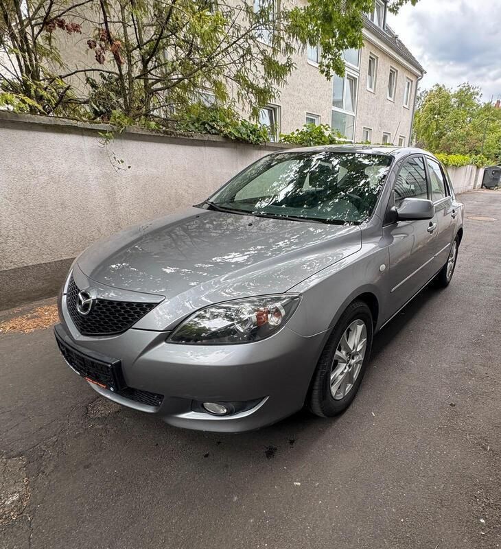Grau Gebraucht 2005 Mazda 3 Comfort Kleinwagen | 2.200 € (Fairer Preis) - Bild 1/4