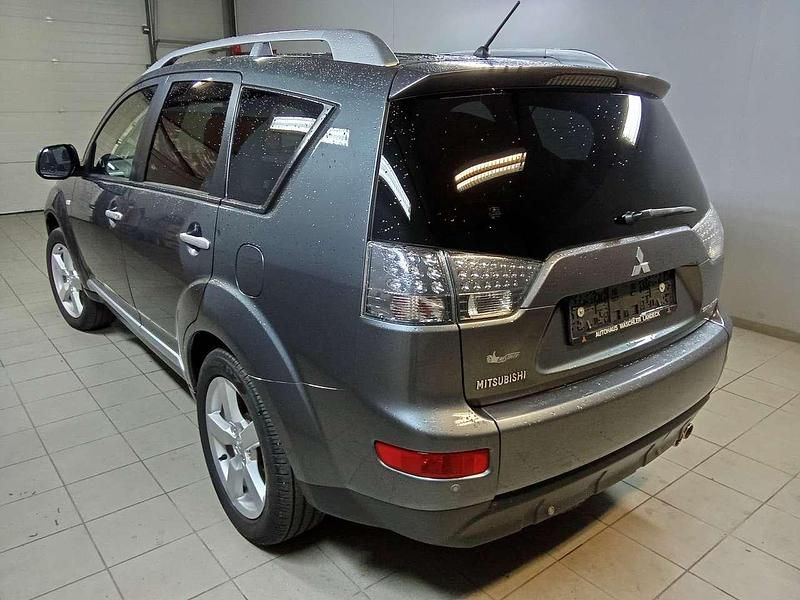Gebraucht Mitsubishi Outlander Intense 156 PS (114 kW) 2009 Grau SUV