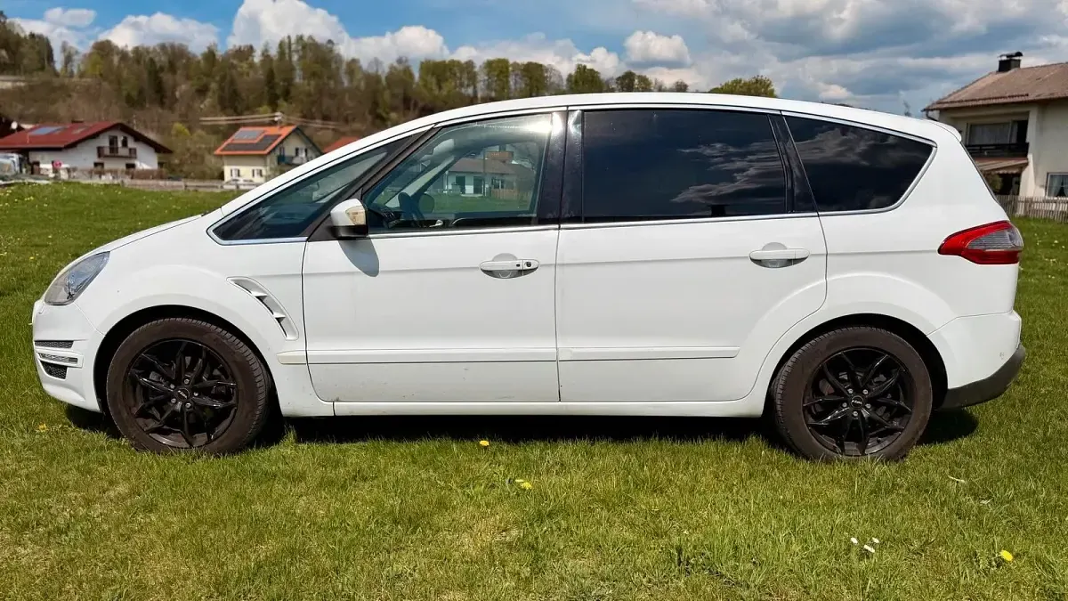 Second-hand Ford S-MAX S 163 CP (119 kW) 2010 Alb Monovolum