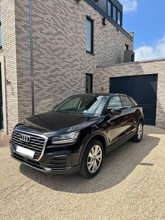 Schwarz Gebraucht 2017 Audi Q2 Comfort SUV | 14.500 € (Guter Preis) - Bild 1/4