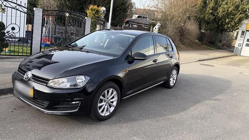 Gebraucht VW Golf VII 110 PS (80 kW) 2016 Schwarz Kleinwagen