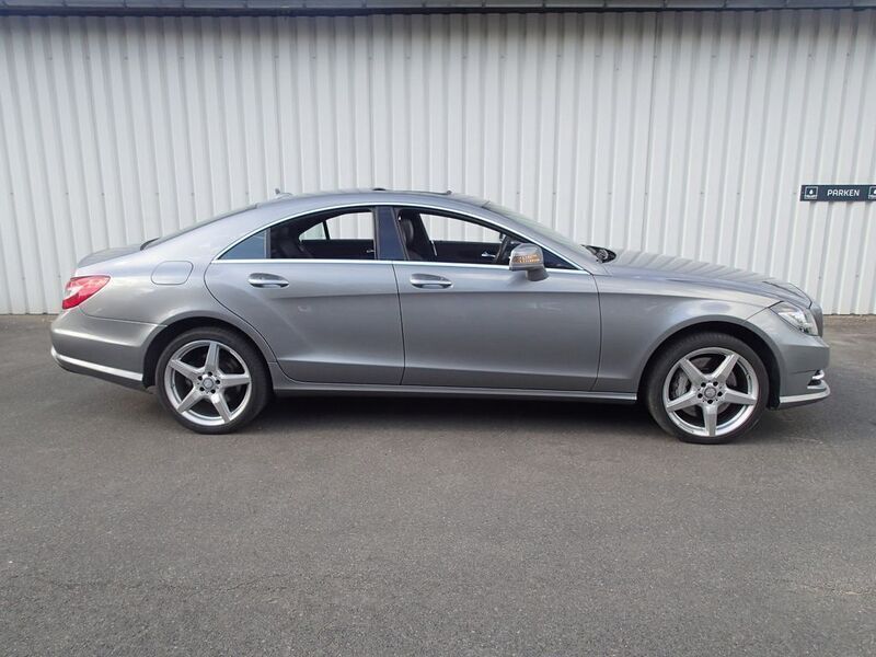 Grau Gebraucht 2012 Mercedes CLS500 Limousine | 26.999 € (Guter Preis) - Bild 1/4