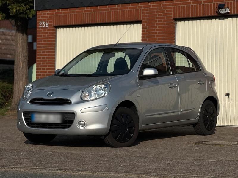 Silber Gebraucht 2011 Nissan Micra Kleinwagen | 3.000 € (Guter Preis) - Bild 1/4