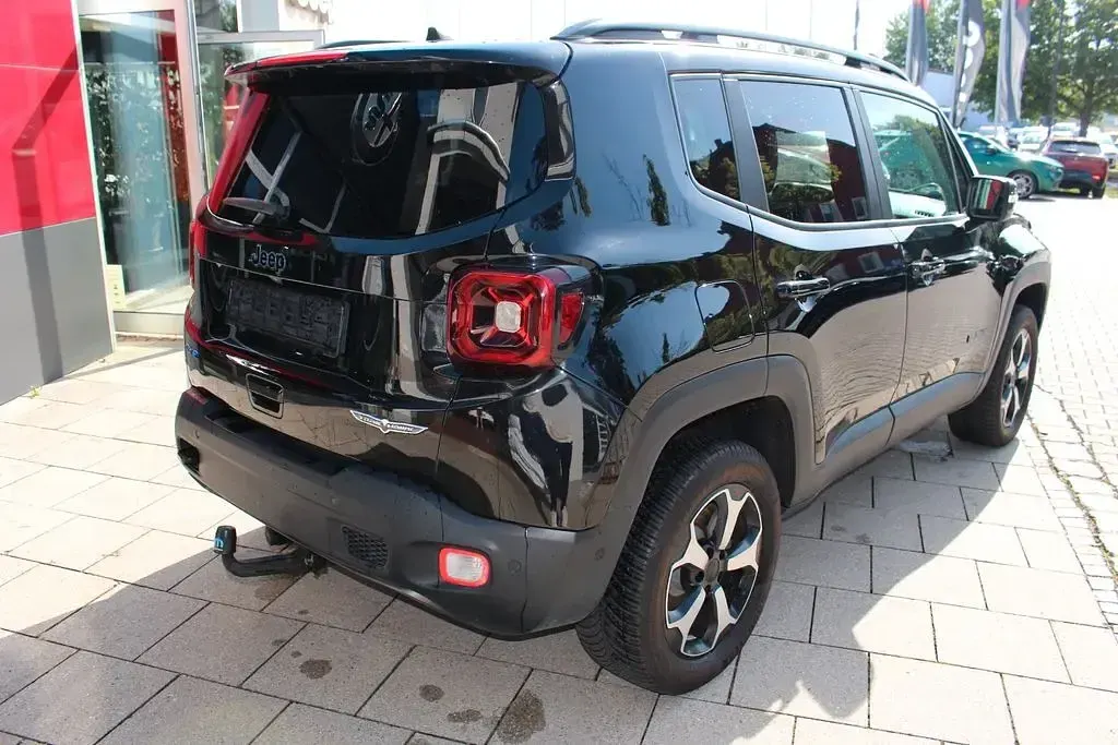 Gebraucht Jeep Renegade Trailhawk 179 PS (131 kW) 2022 Schwarz SUV