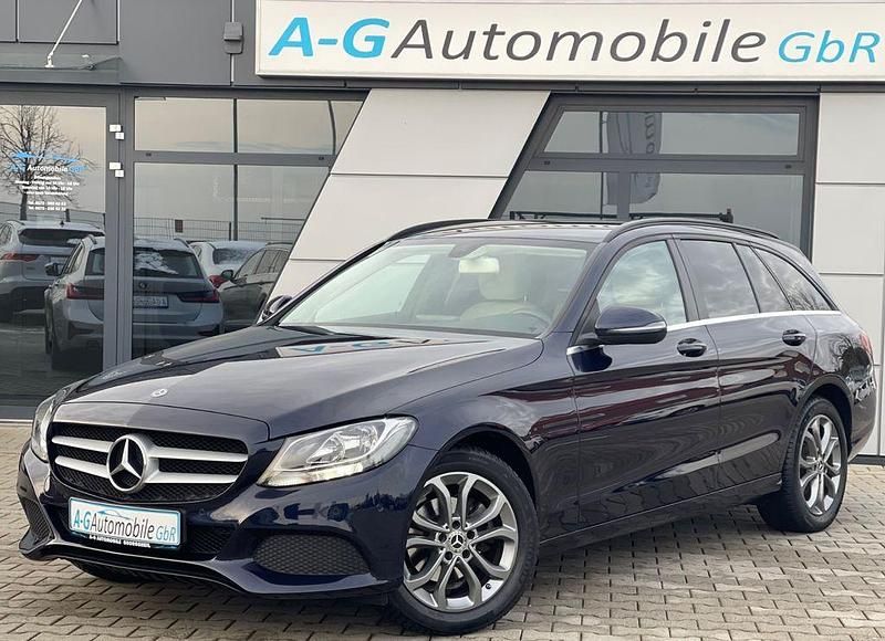 Cavansitblau Gebraucht 2017 Mercedes C180 Avantgarde Kombi | 16.900 € (Fairer Preis) - Bild 1/4