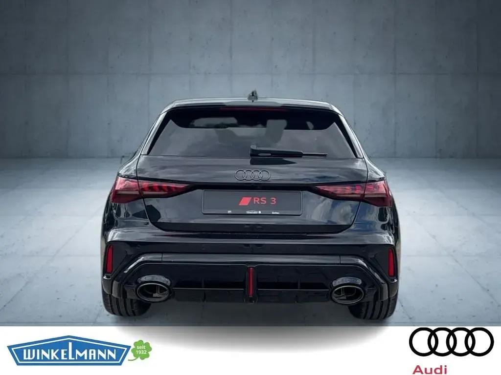 Neu Audi RS3 Sport 400 PS (294 kW) 2026 Schwarz Limousine