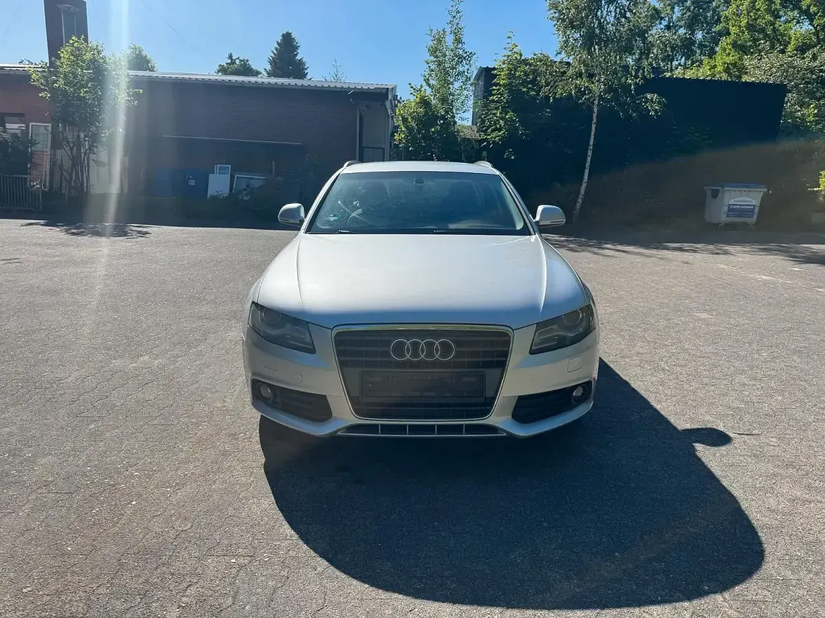 Gebraucht Audi A4 120 PS (88 kW) 2009 Silber Kombi