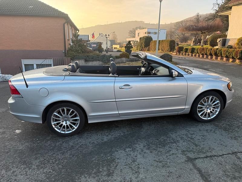 Gebraucht Volvo C70 170 PS (125 kW) 2006 Silber Cabrio