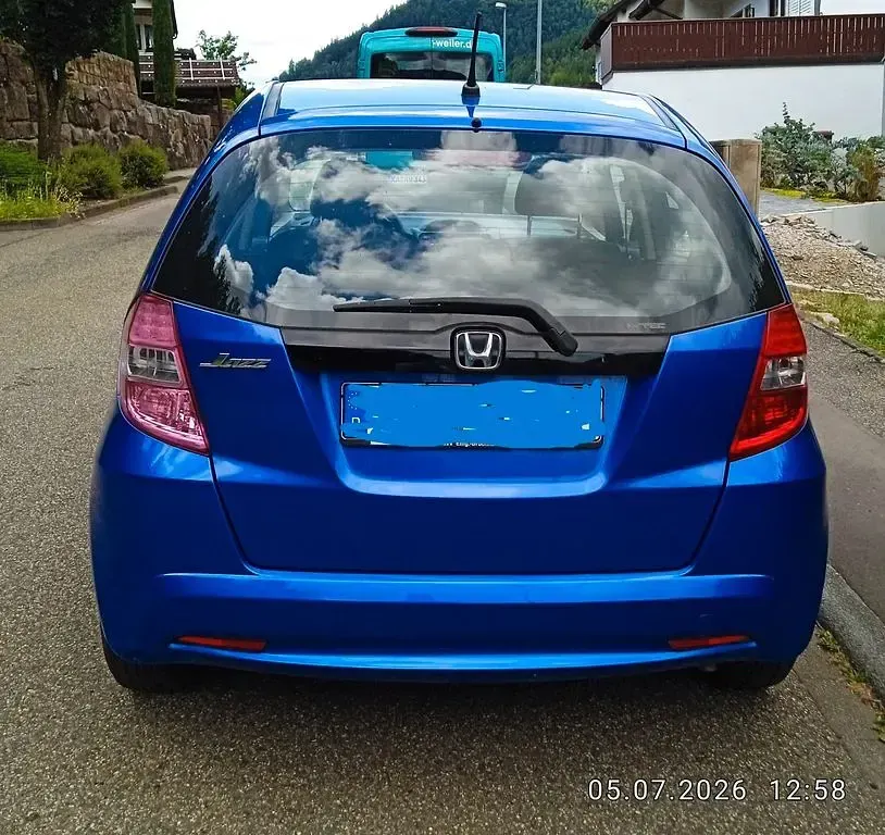 Gebraucht Honda Jazz S 90 PS (66 kW) 2011 Blau Kleinwagen
