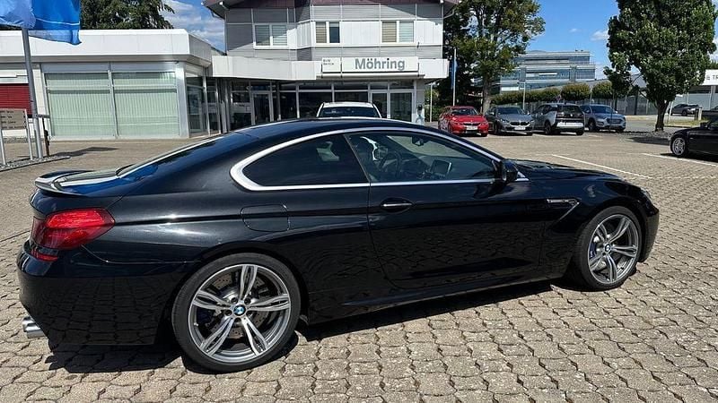 Schwarz Gebraucht 2013 BMW M6 Basis Coupé | 47.950 € (Fairer Preis) - Bild 1/4