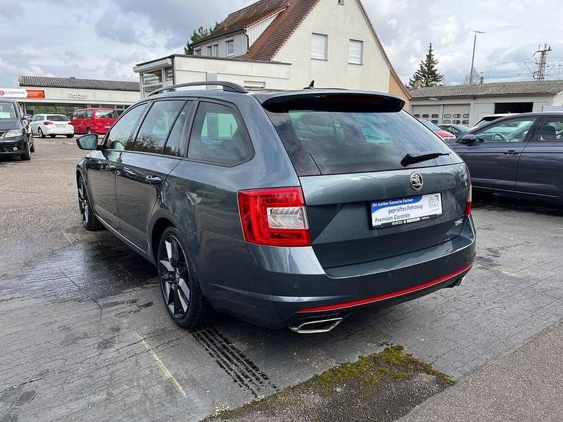 Gebraucht Skoda Octavia RS 184 PS (135 kW) 2016 Quarzgrau Kleinwagen