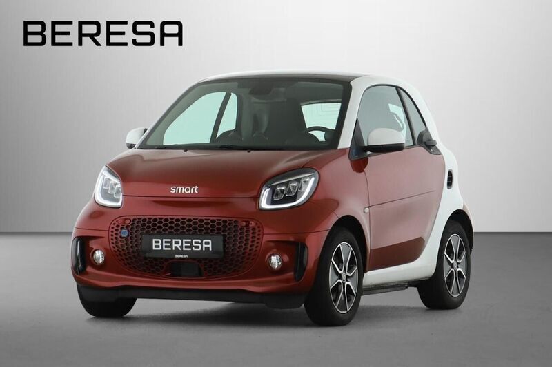 Rot bodypanels in carmine red (metallic) Gebraucht 2021 Smart ForTwo Electric Drive Passion Exclusive Kleinwagen | 9.950 € (Superpreis) - Bild 1/4