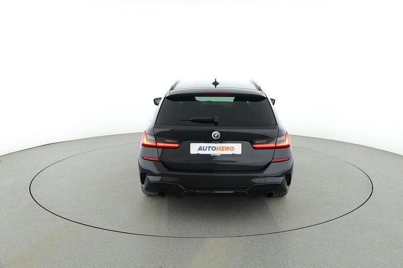 Gebraucht BMW 330 M Sport 286 PS (210 kW) 2022 Schwarz Kombi
