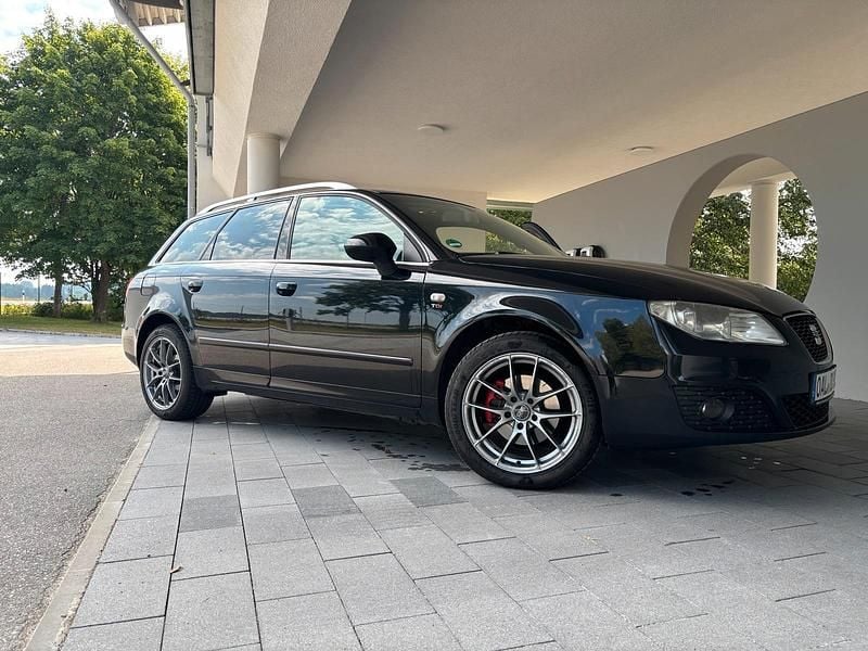 Schwarz Gebraucht 2013 Seat Exeo Kombi | 5.999 € (Etwas zu teuer) - Bild 1/4