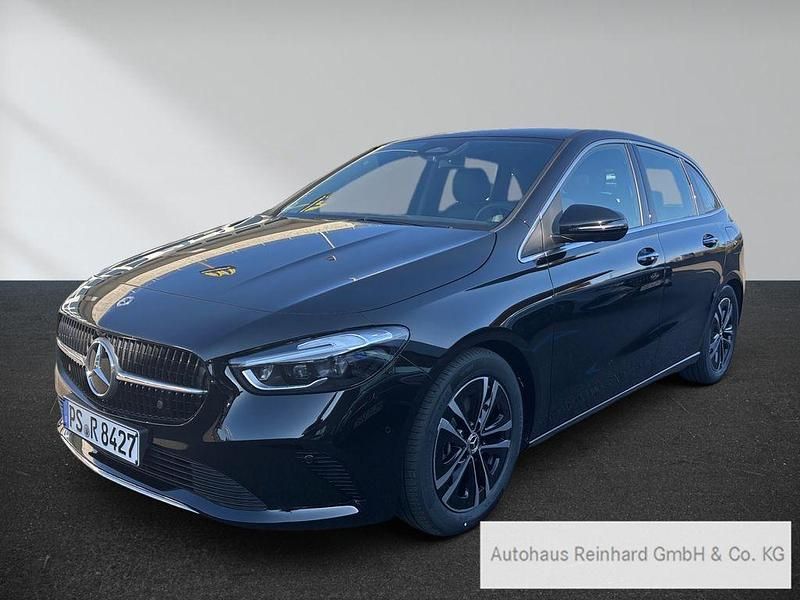 Schwarz Gebraucht 2025 Mercedes B200 Van / Kleinbus | 39.900 € (Teuer) - Bild 1/4