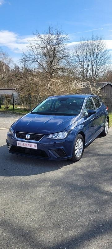 Blau Gebraucht 2019 Seat Ibiza Limousine | 12.900 € (Etwas zu teuer) - Bild 1/4