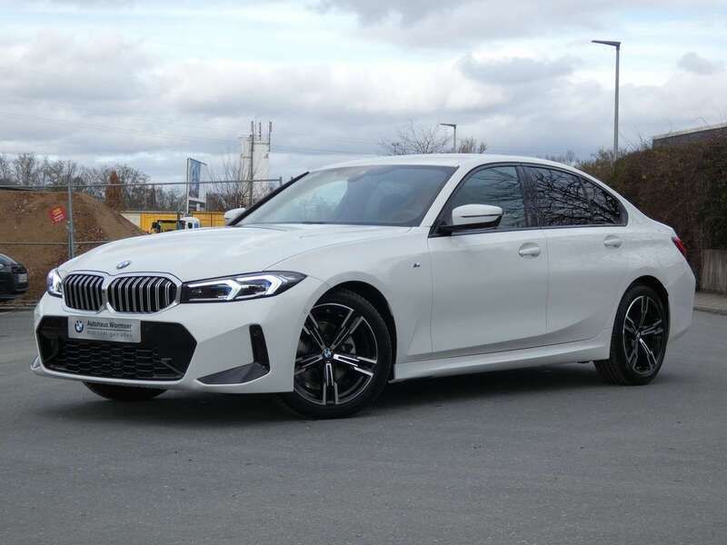 Alpinweiß uni Neu 2025 BMW 320 M Sport Limousine | 51.945 € (Guter Preis) - Bild 1/4