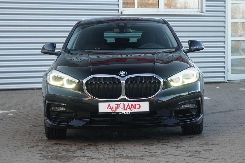 Gebraucht BMW 118 Sport Line 140 PS (102 kW) 2020 Schwarz Kleinwagen