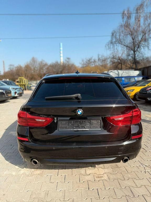 Gebraucht BMW 520 Performance 190 PS (139 kW) 2017 Schwarz Kombi