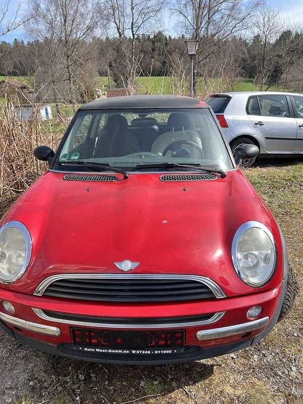Gebraucht Mini ONE 90 PS (66 kW) 2002 Rot Kleinwagen