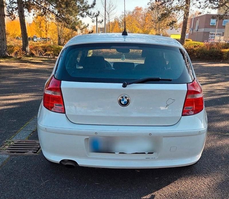 Gebraucht BMW 116 2012 Weiß Kleinwagen
