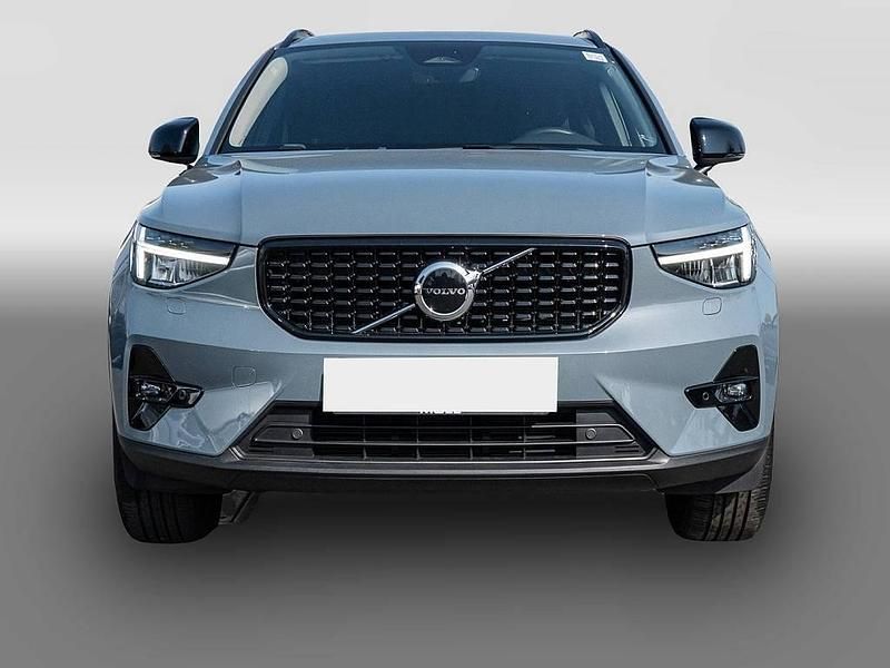 Gebraucht Volvo XC40 Plus 163 PS (119 kW) 2024 Grau SUV