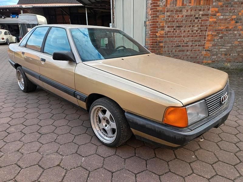 Gebraucht Audi 100 115 PS (84 kW) 1988 Gold Limousine