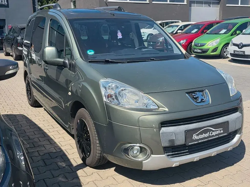 Gebraucht Peugeot Partner Tepee Premium 109 PS (80 kW) 2008 Lack persamos Van / Kleinbus