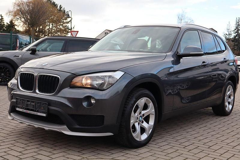 Gebraucht BMW X1 116 PS (85 kW) 2015 Grau SUV