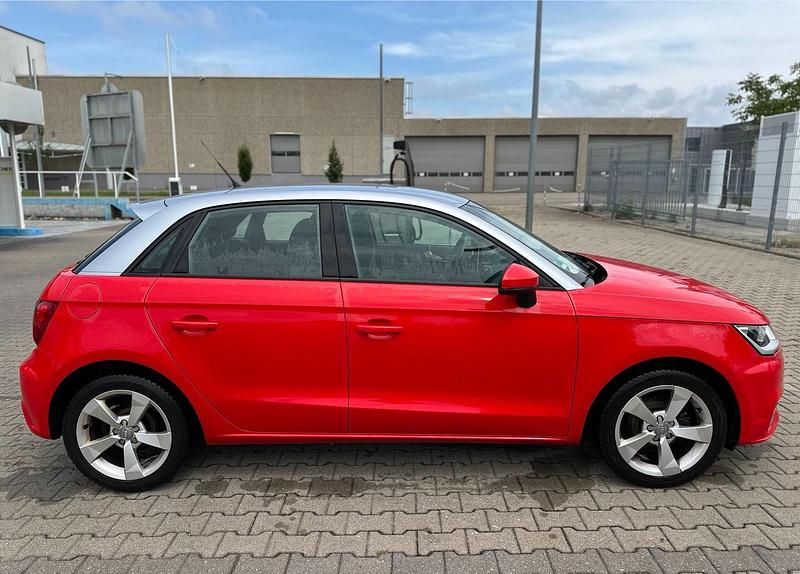 Rot Gebraucht 2019 Audi A1 Sportback Kleinwagen | 14.900 € (Fairer Preis) - Bild 1/4