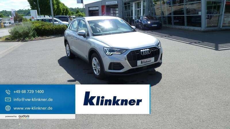 Gebraucht Audi Q3 Ambiente 150 PS (110 kW) 2023 Florettsilber metallic SUV