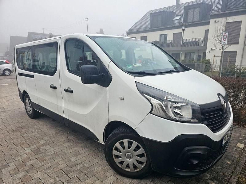 Gebraucht Renault Trafic Expression 121 PS (88 kW) 2019 Weiß Van / Kleinbus