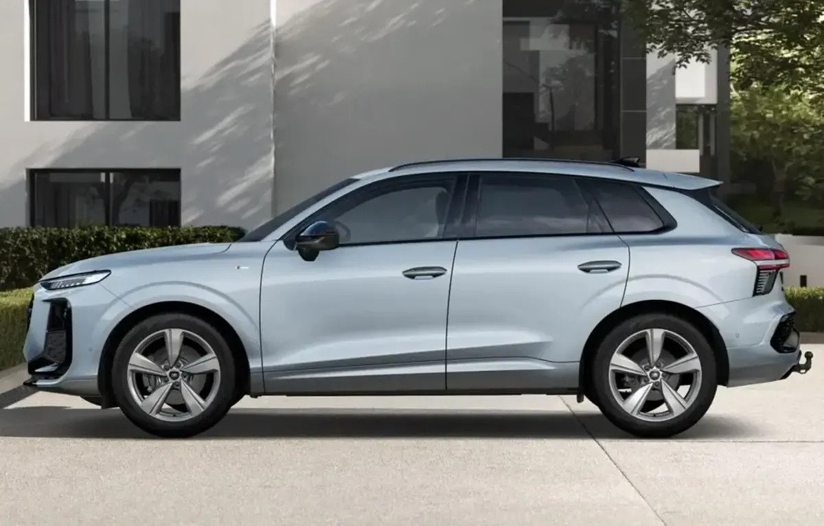 Neu Audi Q3 S-Line 204 PS (150 kW) 2026 Pfeilgrau perleffekt SUV