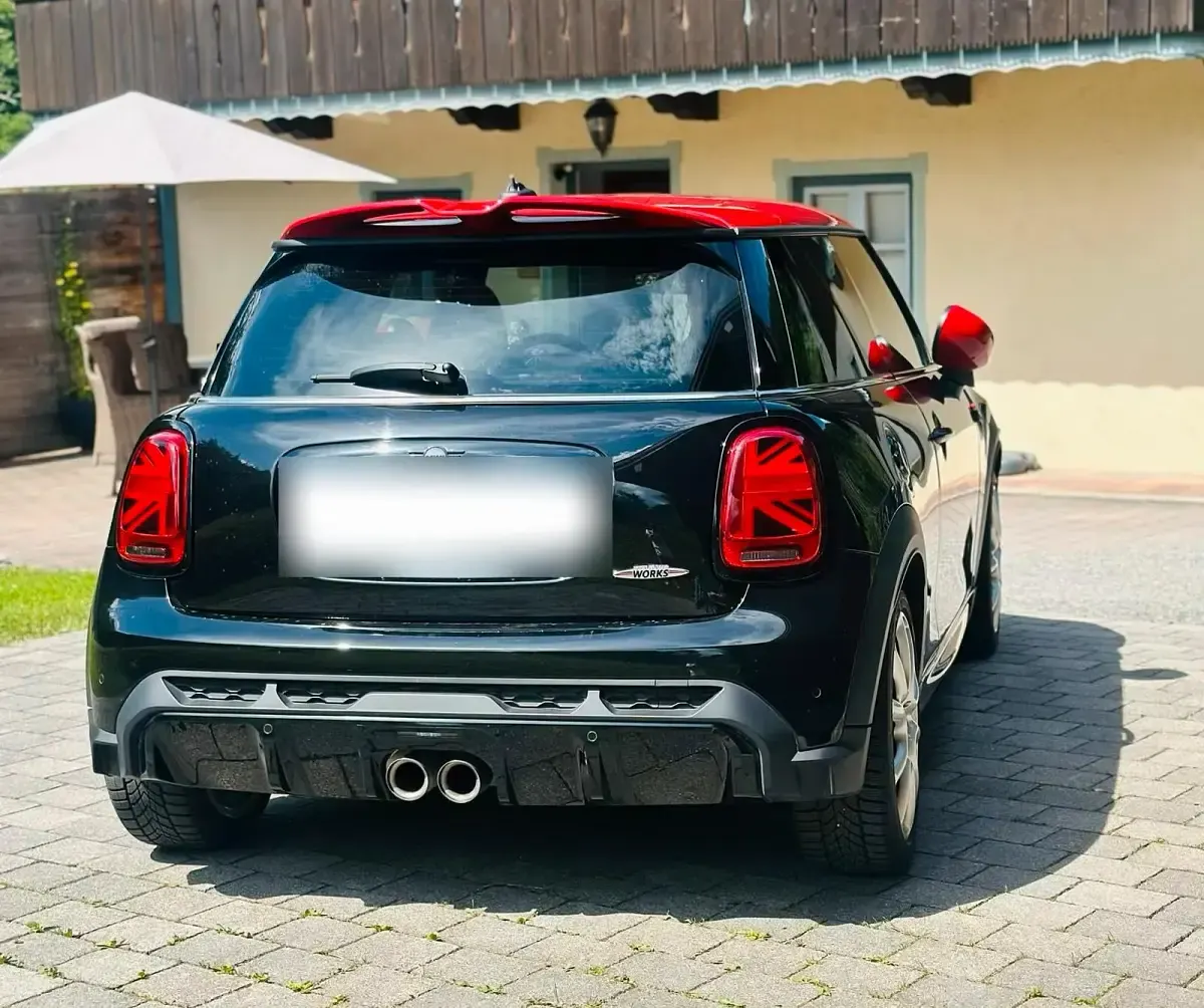 Gebraucht Mini John Cooper Works 231 PS (169 kW) 2022 Schwarz Kleinwagen