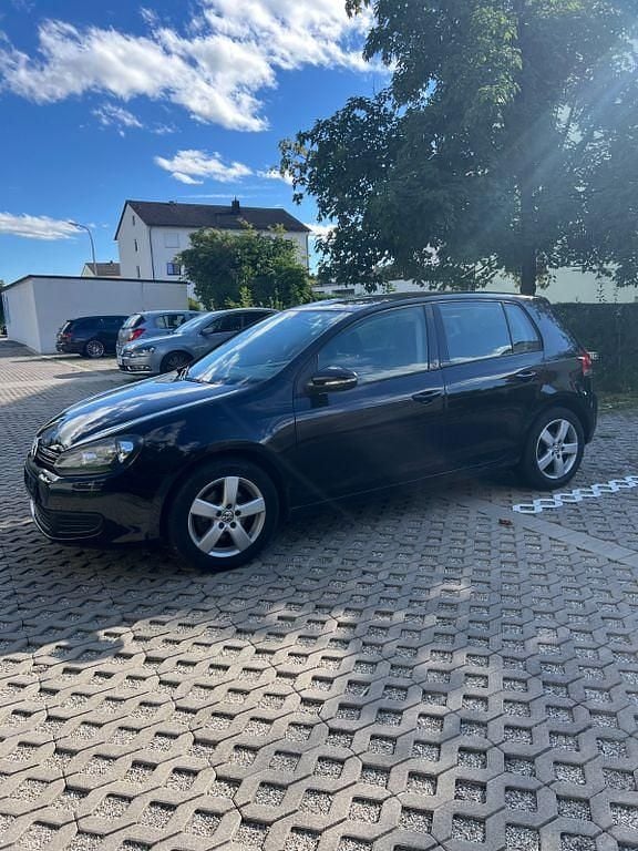 Schwarz Gebraucht 2010 VW Golf VI Team Limousine | 4.800 € (Guter Preis) - Bild 1/4